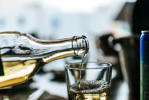 酒仓藏(北京)酒业有限公司
